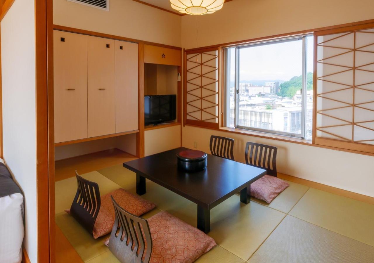 APA Hotel Miyazaki Nobeoka Ekimae Dış mekan fotoğraf